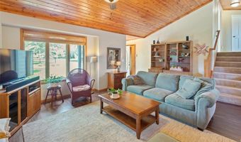 13631 36th St NW, Annandale, MN 55302