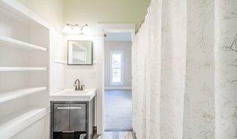 814 W 5th St, Anderson, IN 46016