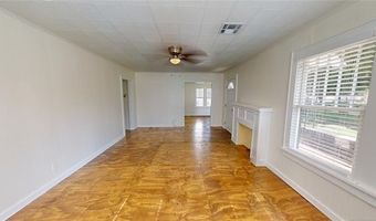 805 E 17th St, Ada, OK 74820
