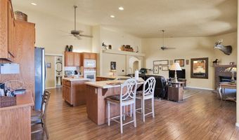 15515 Chole Rd, Apple Valley, CA 92307