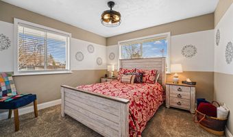 1510 Parker Ave, Caldwell, ID 83605