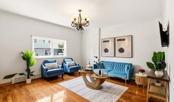 174 Orient St, Bayonne, NJ 07002