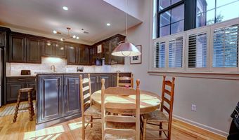 1 Indian Neck Ave 4, Branford, CT 06405