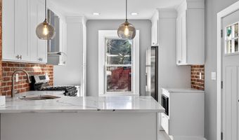 854 KENNEDY Blvd, Bayonne, NJ 07002