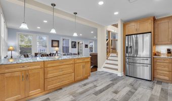 700 Halliard Ave, Beachwood, NJ 08722
