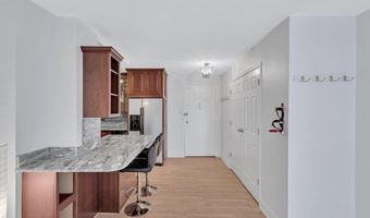 2401 H St NW 409, Washington, DC 20037