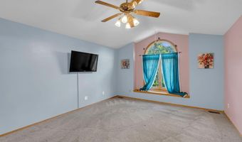 4566 Westlake Ct, Bel Aire, KS 67220