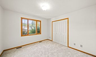 5249 Century Bay Ave, Ashtabula, OH 44004