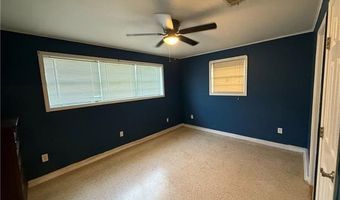 324 CHINCHILLA Dr, Arabi, LA 70032