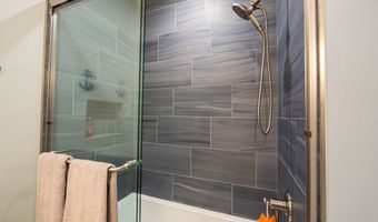 4264 Chapel Hill Ct, Bargersville, IN 46106