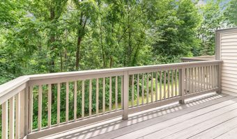 3046 Barclay Way, Ann Arbor, MI 48105