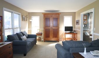 1900 Waverly Ln, Algonquin, IL 60102