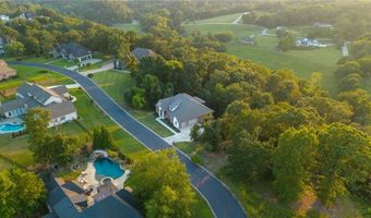2808 Palisades Cir, Bentonville, AR 72712