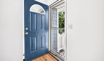 78 Arrowhead Rd, Brookfield, CT 06804