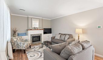 12 E Longport Ave, Bayville, NJ 08721