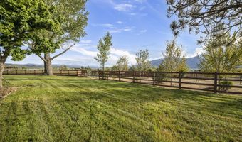 1097 Meadowlark Cir, Gardnerville, NV 89460