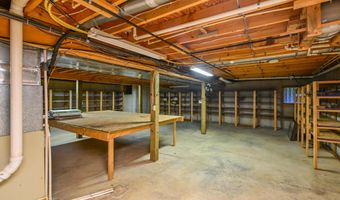 6300 Jonathan Ln, Albany, OH 45710