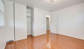 5924 CAUBA Ct, Alexandria, VA 22310