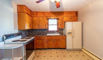 2510 W 38th St, Anderson, IN 46011