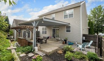 2429 S FRONT St, Allentown, PA 18103