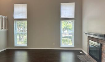 24 Cedar Grove Ct, Algonquin, IL 60102