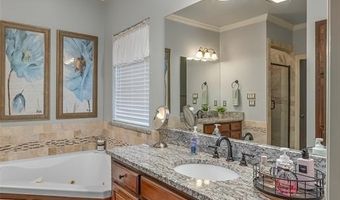 210 Sherwood Dr, Benton, LA 71006