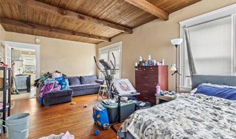 9 Southern St, Cranston, RI 02920