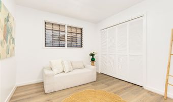 2934 Woodlawn Dr, Honolulu, HI 96822