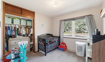 205 Victoria Dr, Alexandria, MN 56308
