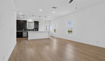 147 Peeps Ct, Adkins, TX 78101