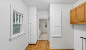 300 N Rogers, Abilene, KS 67410