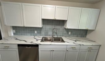 435 S Spicer Dr, Austin, IN 47102