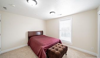 5930 E Pheasant Dr, Ammon, ID 83401
