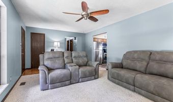 1983 South Dr, Arnold, MO 63010