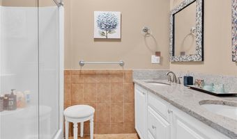 7 Daisy Ln, Coventry, RI 02816