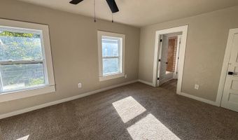 215 E Jackson Ave, McAlester, OK 74501