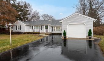 749 Park Ave, Belford, NJ 07718