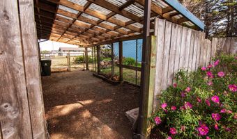 1260 JACKSON Ave, Bandon, OR 97411