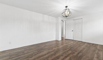 3805 Gilroy Rd, Columbus, OH 43227