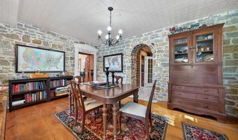 5549 Main St, Augusta, MO 63332