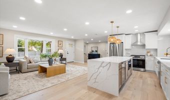 2408 WILLIAM AND MARY Dr, Alexandria, VA 22308