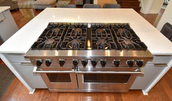 5802 WILMETT, Bethesda, MD 20817