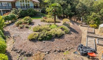 585 Nyla Ln, Ashland, OR 97520