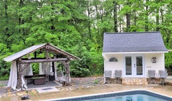330 FLINT Hl, Aragon, GA 30104