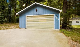 4446 E Shore Dr NE, Kalkaska, MI 49646
