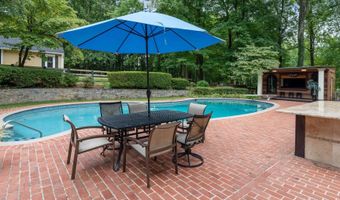 10813 LOCKLAND Rd, Potomac, MD 20854