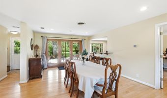 8520 Arborcrest Dr, Amberley, OH 45236