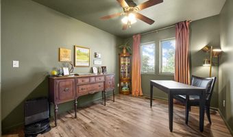 149 Country Club Ct, Anamosa, IA 52205