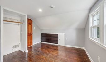 53 Susquehanna Ave, Bayonne, NJ 07035
