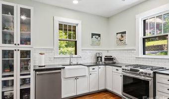 102 Courtland Ave, Asheville, NC 28801